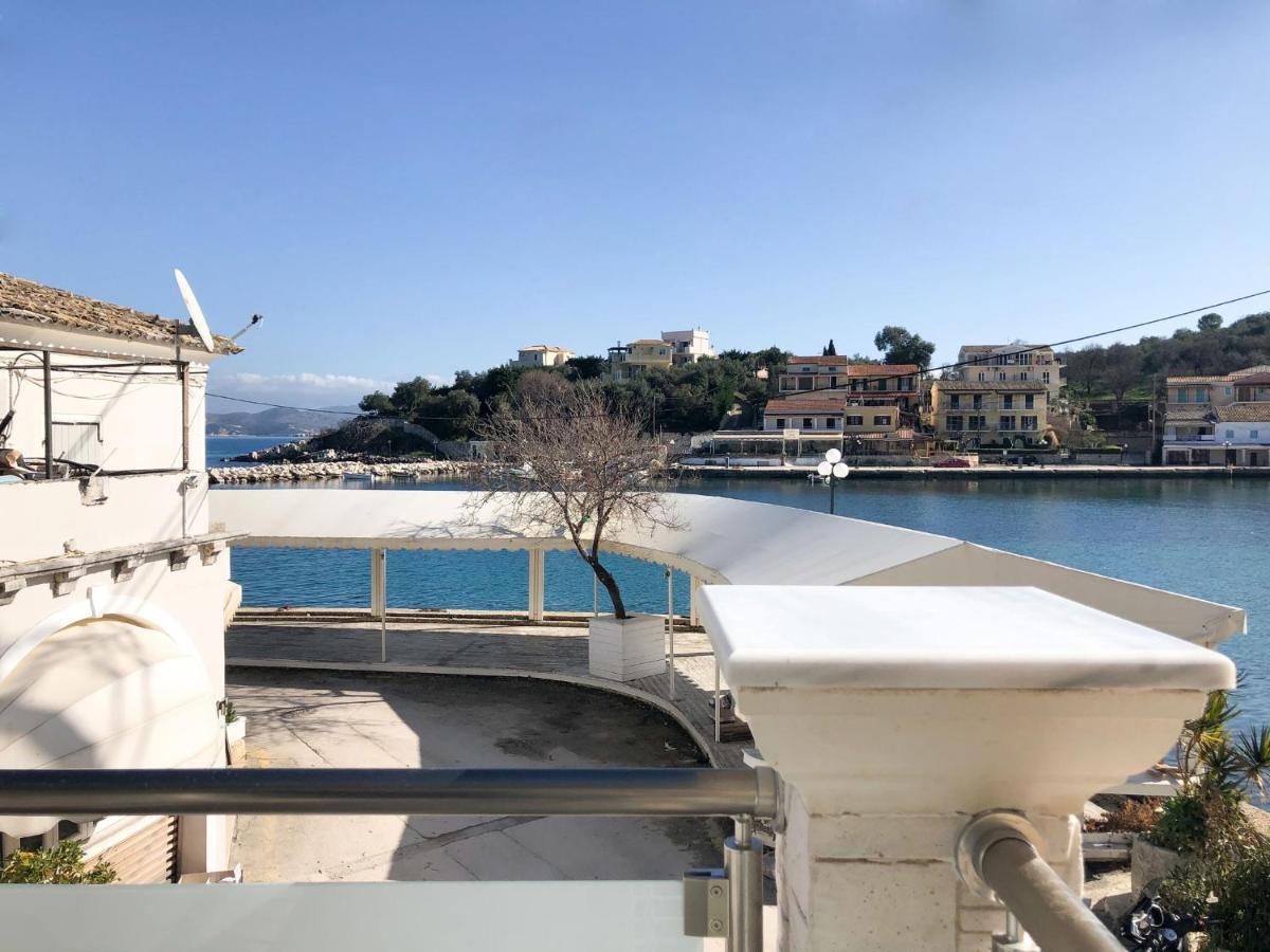 Alekas Harbour House Villa Kassiopi Bagian luar foto