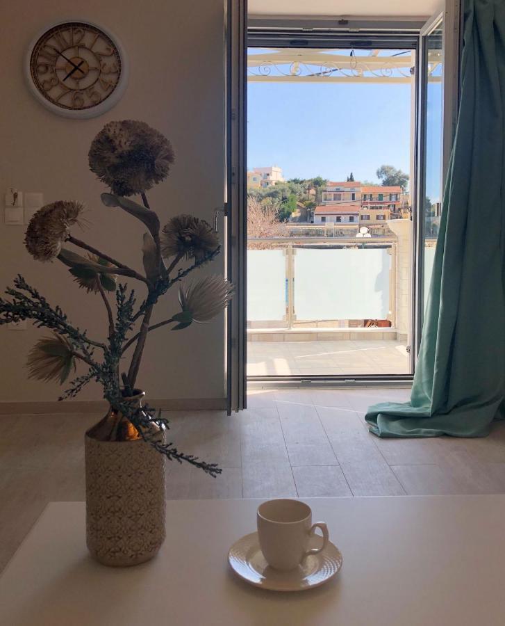 Alekas Harbour House Villa Kassiopi Bagian luar foto