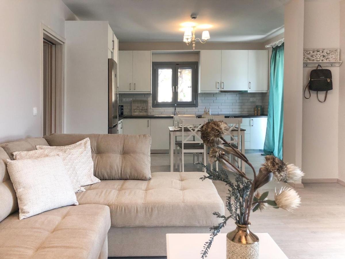Alekas Harbour House Villa Kassiopi Bagian luar foto
